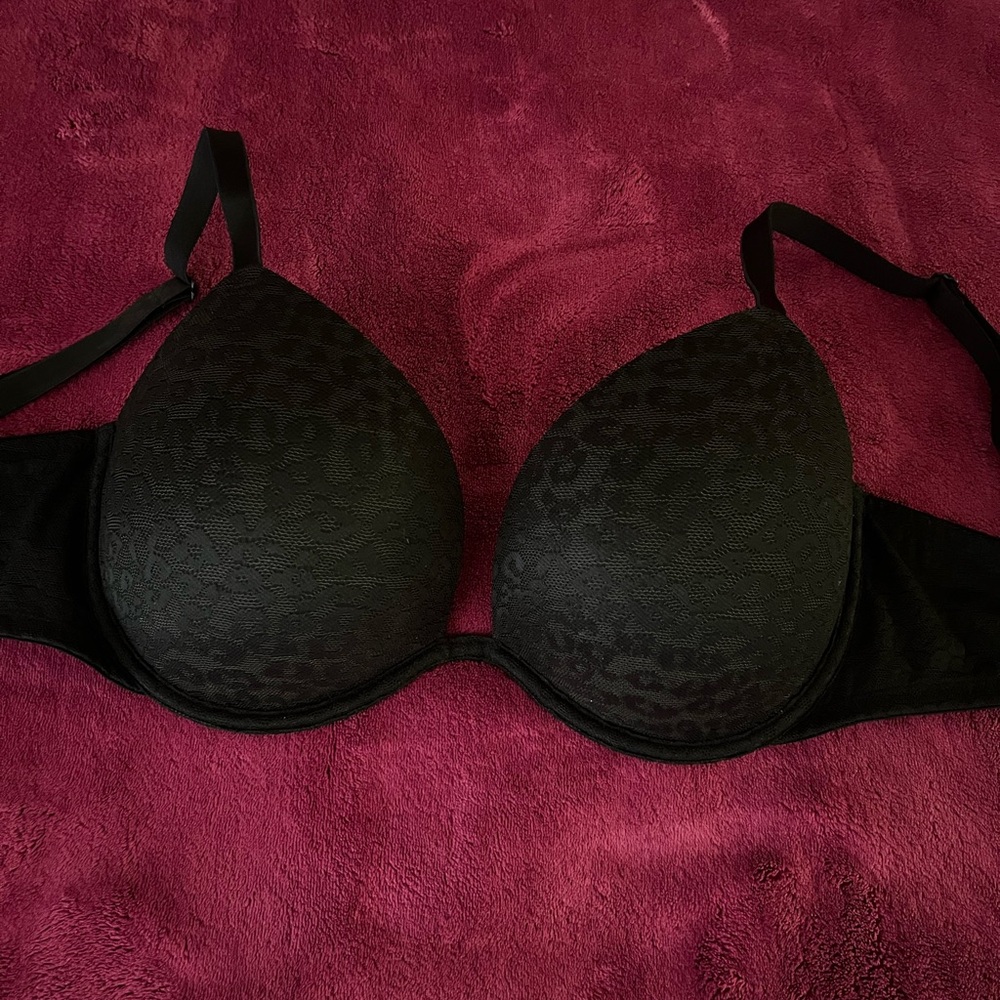 Victoria's Secret Black T-Shirt Bra Full Coverage